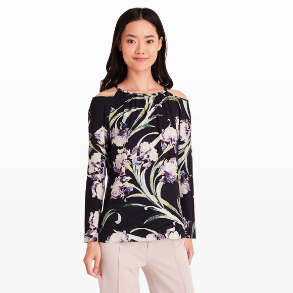 Club Monaco Sundith Cold Shoulder Top - Picture 3 of 6